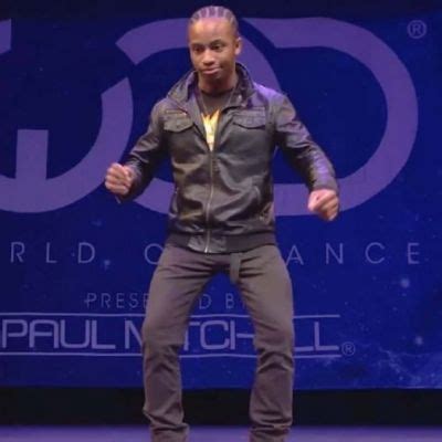 Fik Shun Wiki, Biography, Age, Spouse, Height, Net Worth, Fast。